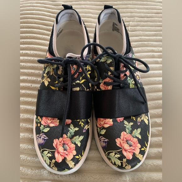 AK Sport black floral sneakers sz 8M - Picture 1 of 5